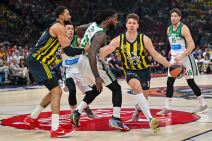 Tarik Biberović u polufinalu Evrolige protiv Panatinaikosa