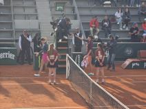 Nina Stojanović predala meč na Rolan Garosu (3).jpg