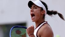Olga Danilović slavi poen na Rolan Garosu