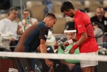 Filip Mišolić i Novak Đoković na Rolan Garosu