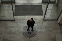 DRŽAVNI SLUŽBENIK - Promo (1).jpg