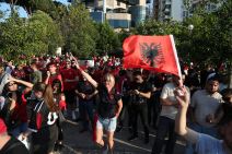 Albanija navijači (4).jpg