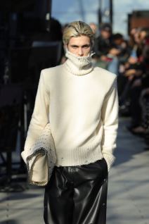 Kako nositi rolke na drugačiji način?