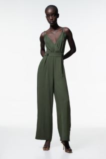 Brutalno dobri kombinezoni za proslave, venčanje