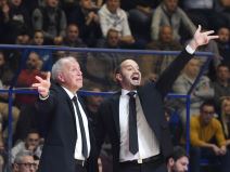 Željko Obradović i njegov pomoćnik Bogdan Karaičić.