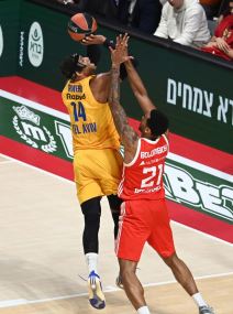 Hasiel Rivero 10.jpg
