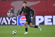 Serhi Domingez na utakmici Crvena zvezda - Barselona na Marakani.