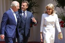 Emanuel Makron i Brižit (2).jpg