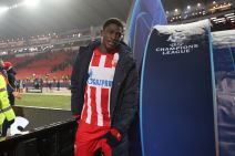 Naser Điga na meču Crvena zvezda PSV