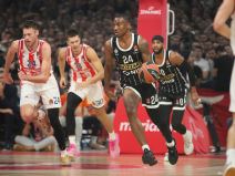 Ajzea MAjk protiv Crvene zvezde