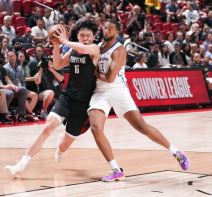 Hansen Jang na debitantskom nastupu za Portland