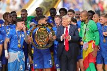 Donald Tramp sa fudbalerima Čelsija na FIFA Svetskom klupskom prvenstvu