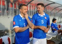 Zoran Bata Mirković i Mladen Krstajić u dresovima Srbije.