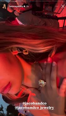 Helena Getsbi na humanitarnoj večeri (3).jpg