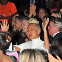 Sia pevačica (3).jpg