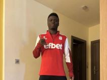 Novi fudbaler Vojvodine Kufre Eta.