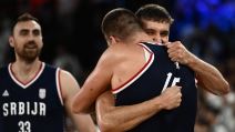Nikola Jokić i Bogdan Bogdanović slave pobedu Srbije