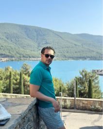 Miloš Biković na odmoru (3).jpg