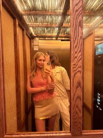 Sandra Karić s devojkom