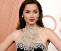 Ana de Armas (3).jpg