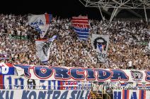 Navijači Hajduka, popularna Torcida na Poljudu.