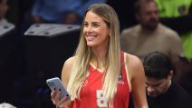 Milica Tasić nasmejana u dresu Olimpijakosa.