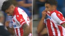 Rade Krunić ljubi grb Crvene zvezde