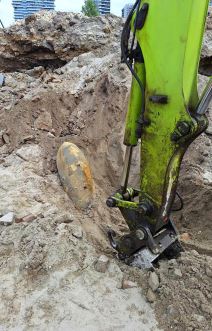 uklanjanje bombe iz Drugog svetskog rata (2).jpg