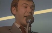 Aleksandar Berček Dečko koji obećava