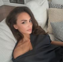 Emina Jahović (4).jpg