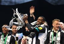 Aleksander Isak sa fudbalerima Njukasla.