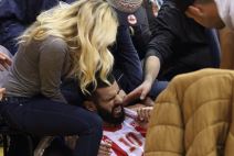 Branko Lazić se bacio u prvi red tribina