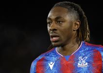 Ebereči Eze na utakmici Kristal Palasa