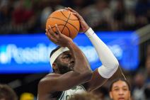 Portugalski košarkaš Nimijas Keda