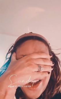 Ana Nikolić jeca na sav glas (2).jpg