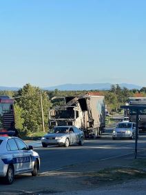 Kamion se zapalio na Ibarskoj Magistrali  (2).jpg