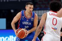 Aleksa Avramović na utakmici Srbija Turska