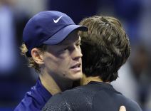 Janik Siner protiv Lorenca Muzetija na US Openu.