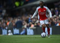 Rahim Sterling u dresu Arsenala