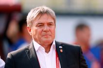 Dragan Stojković Piksi vodi Srbiju protiv Letonije