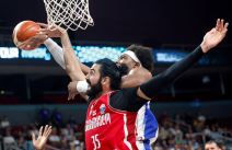 Goga Bitadze i Geršon Jabusele u duelu na Gruzija Francuska na Eurobasketu