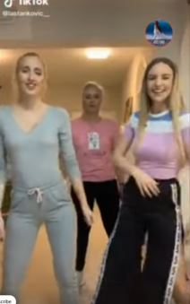 Lea Stanković Sara Stanković mama