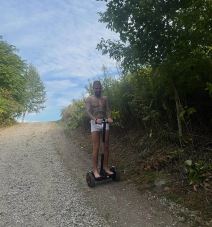 Džastin Biber Hejli Biber (3).jpg