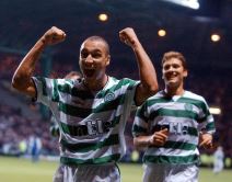 Henrik Larson slavi gol za Seltik u Ligi šampiona