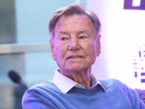 Nikola Pilić na konferenciji