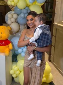 Nadica Ademov sa sinom 2.jpg