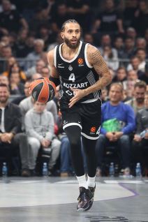 Partizan - Armani 2.jpg