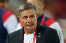 Dragan Stojković Piksi u odelu.