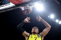 Vejd Boldvin zakucava