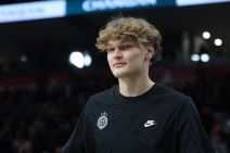 Mika Murinen na meču Partizana i Armanija